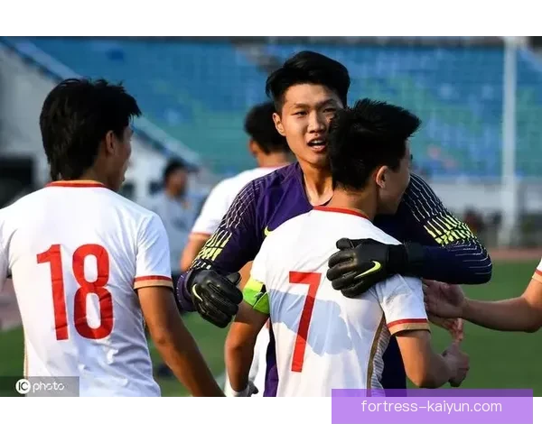 欧洲U19锦标赛乌克兰表现稳健，备受关注的青年队展现出强大竞争力