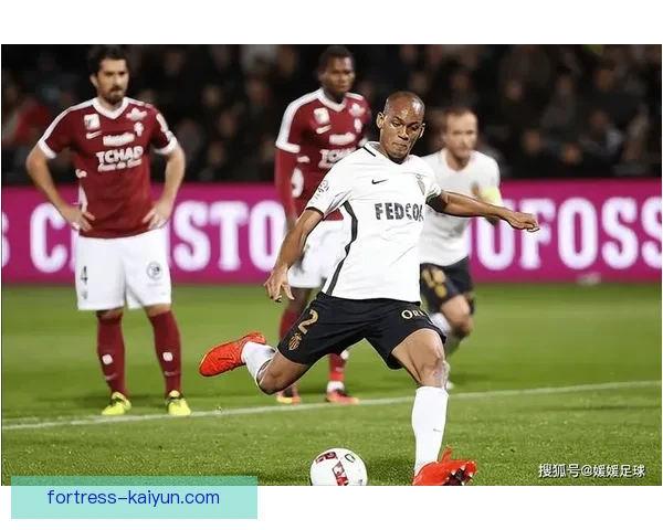 布鲁日逼抢体系状态回暖,近期防守表现稳健引人关注 布鲁日逼抢体系状态回暖,近期防守表现稳健引人关注