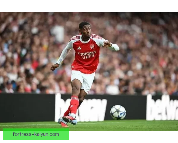 英超球员克拉克近期表现稳健，防守数据持续提升